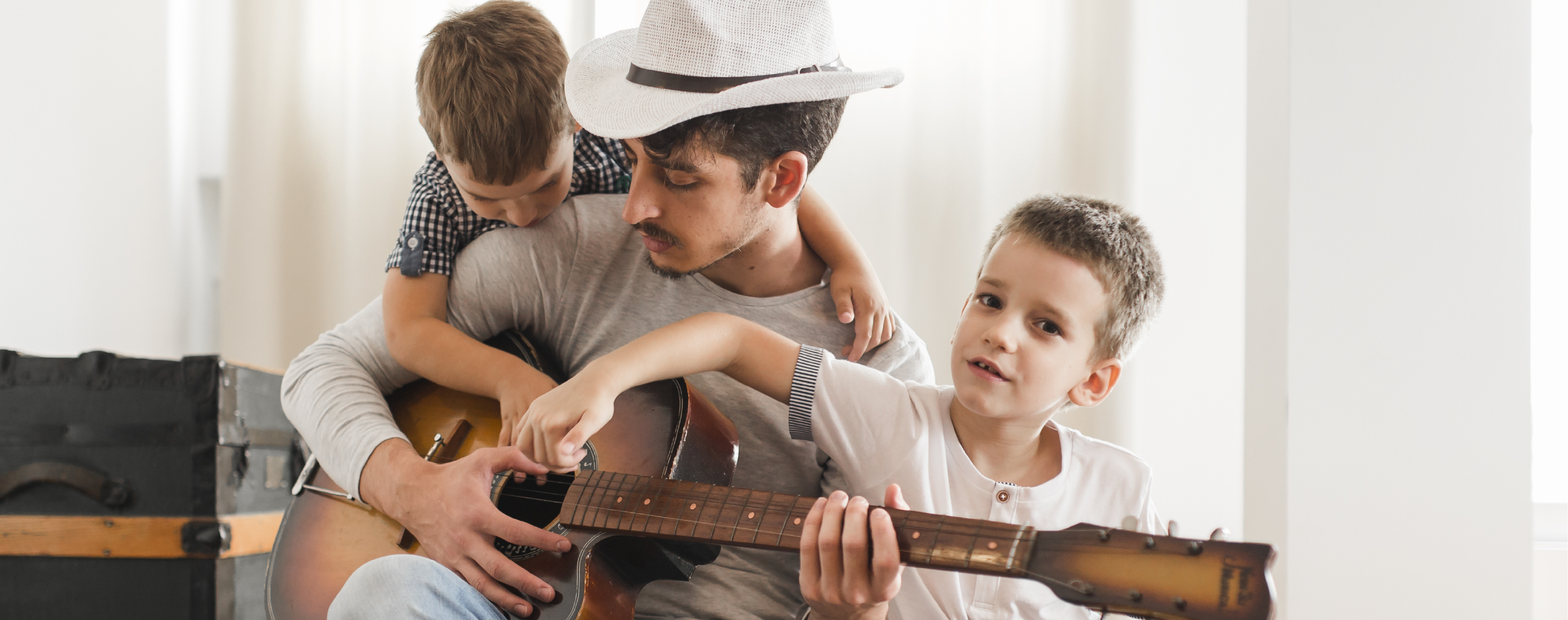 Férias de Julho: 7 atividades musicais para fazer em casa com as crianças